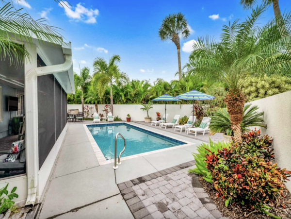 Lido Key Vacation House with Pool Near St. Armands Circle